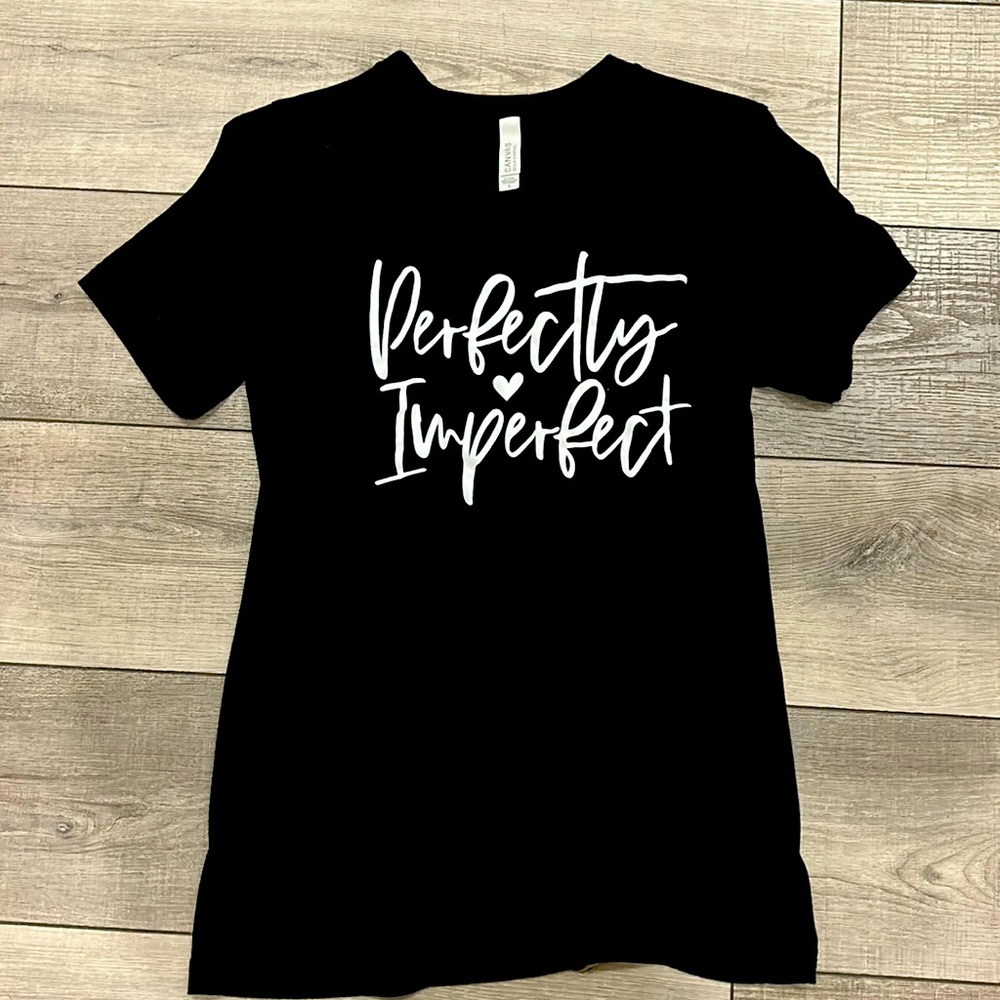 Perfectly Imperfect T-shirt. Excellent condition. Worn once